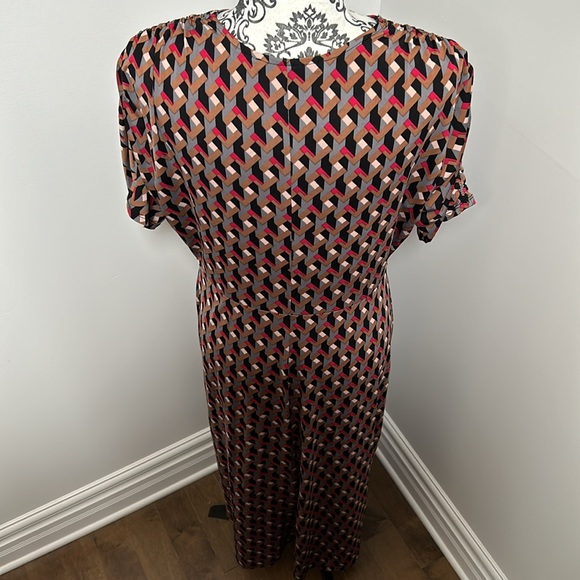 EUC BCBGMaxAzria Dress - Picture 7 of 8